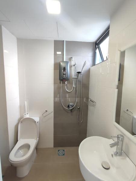 Service Residence for Rent at SkyVille 8 @ Benteng 8 - JJ Lee - Bathroom - PropertyGuru.com.my