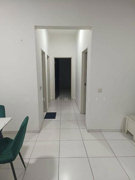 Kediaman Servis untuk Dijual di Sky View - Wenting Lee - Corridor - PropertyGuru.com.my