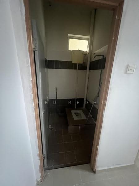 Terraced House for Sale in Bandar Darulaman (Kedah) - Syed Redho - Bathroom - PropertyGuru.com.my