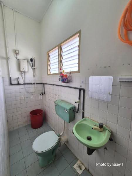 2-storey Terraced House for Rent in Bercham (Ipoh) - Mandy Phang - Bathroom - PropertyGuru.com.my