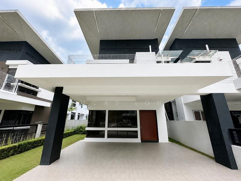 Semi-Detached House for Sale in Rawang (Selangor) - Lucas Loh - Exterior - PropertyGuru.com.my