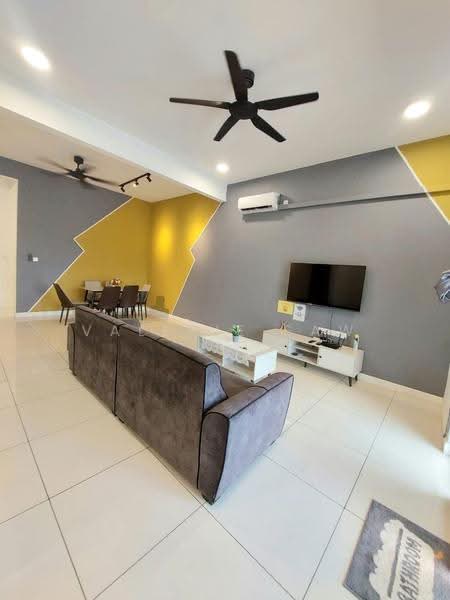 Terraced House for Rent in Bandar Dato Onn (Tebrau) - Valerie Saw - Living Room - PropertyGuru.com.my