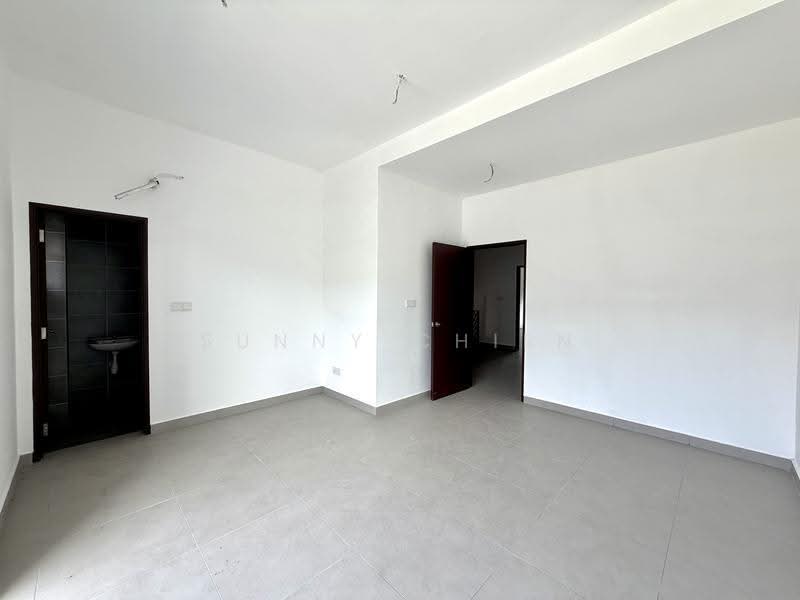 3-storey Terraced House for Sale in Batu 9 (Cheras) - Sunny Chien - Interior - PropertyGuru.com.my