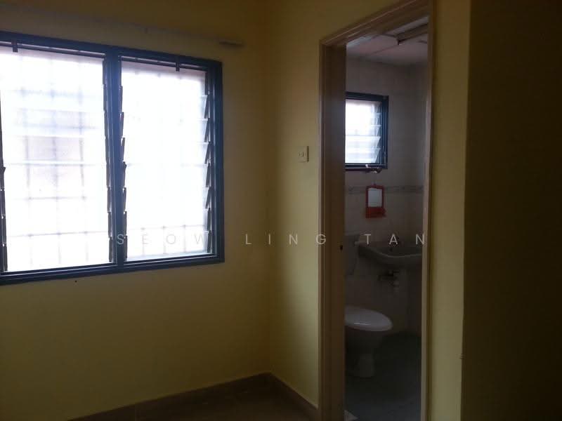 2-storey Terraced House for Rent in Bandar Puchong Utama (Puchong) - Seow Ling Tan - Bathroom - PropertyGuru.com.my