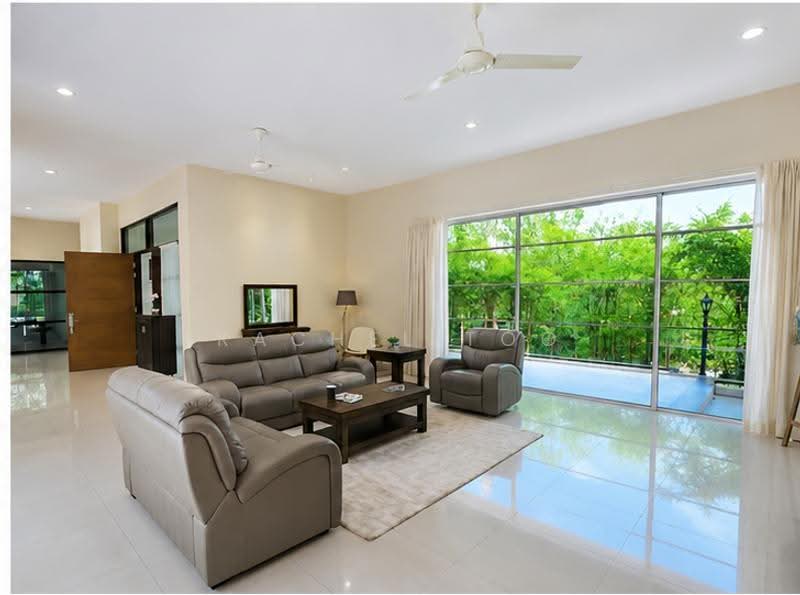 Bungalow House for Rent in Putrajaya (Putrajaya) - Rachel Too - Living Room - PropertyGuru.com.my