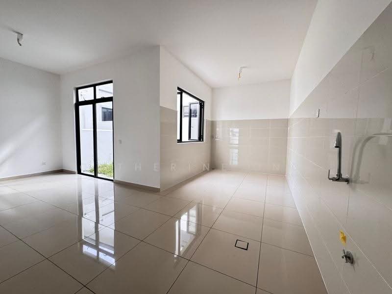 Cluster House for Sale in Eco Botanic (Iskandar Puteri (Nusajaya)) - Catherine Ong - Kitchen - PropertyGuru.com.my