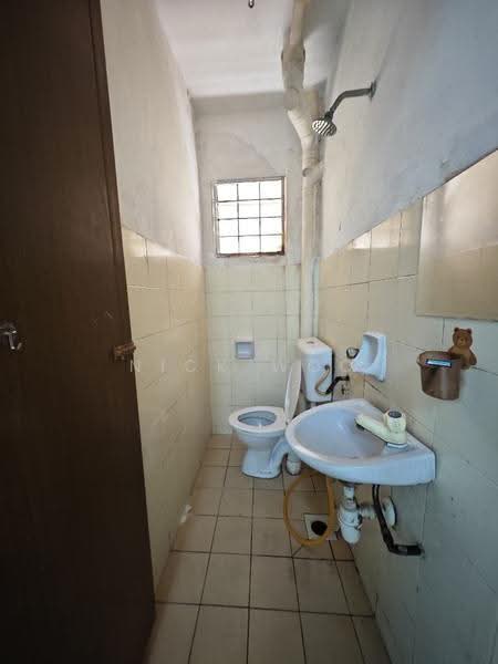 Pangsapuri untuk Disewa di saujana apartment - Nick Woo - Bathroom - PropertyGuru.com.my