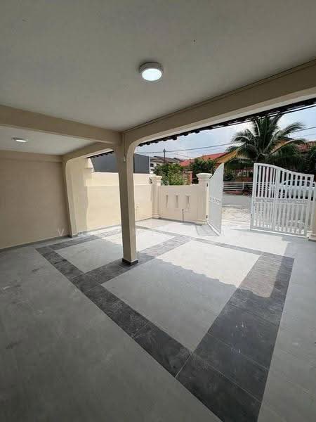 Rumah Teres 1-Tingkat untuk Dijual di Taman Johor Jaya (Johor Bahru) - Valerie Saw - Exterior - PropertyGuru.com.my