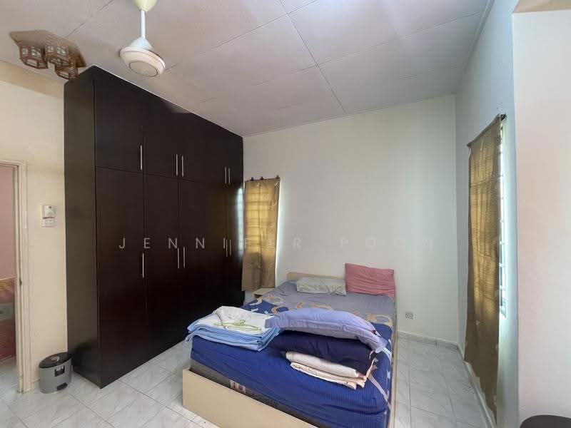 Rumah Teres 2-Tingkat untuk Disewa di Bandar Puteri Klang (Klang) - Jennifer Poon - Bedroom - PropertyGuru.com.my