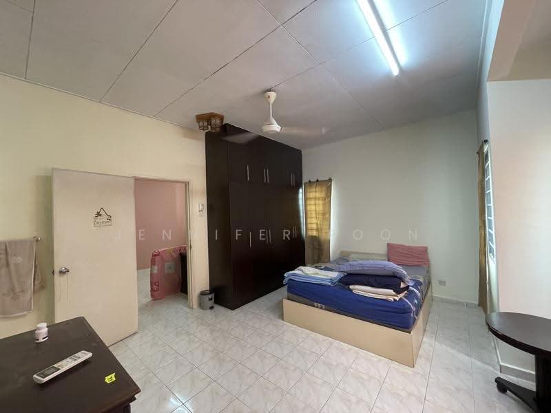 Rumah Teres 2-Tingkat untuk Disewa di Bandar Puteri Klang (Klang) - Jennifer Poon - Bedroom - PropertyGuru.com.my