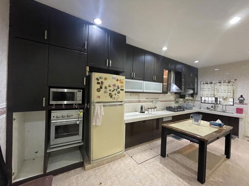 Rumah Teres 2-Tingkat untuk Disewa di Bandar Puteri Klang (Klang) - Jennifer Poon - Kitchen - PropertyGuru.com.my