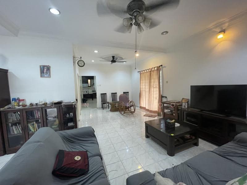 Rumah Teres 2-Tingkat untuk Disewa di Bandar Puteri Klang (Klang) - Jennifer Poon - Living Room - PropertyGuru.com.my
