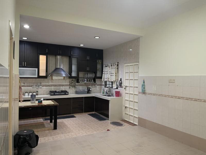 Rumah Teres 2-Tingkat untuk Disewa di Bandar Puteri Klang (Klang) - Jennifer Poon - Kitchen - PropertyGuru.com.my