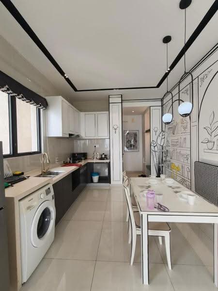Condominium for Rent at Kings Bay @ Country Garden Danga Bay - Wenting Lee - Kitchen - PropertyGuru.com.my