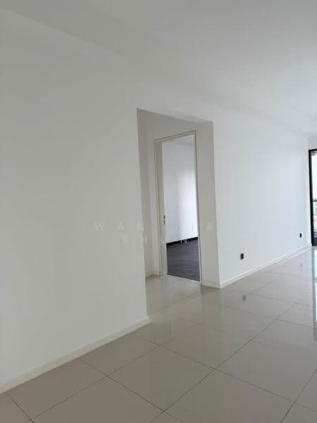 Kediaman Servis untuk Dijual di Duta Park Residences - Wan Jia Shun - Interior - PropertyGuru.com.my
