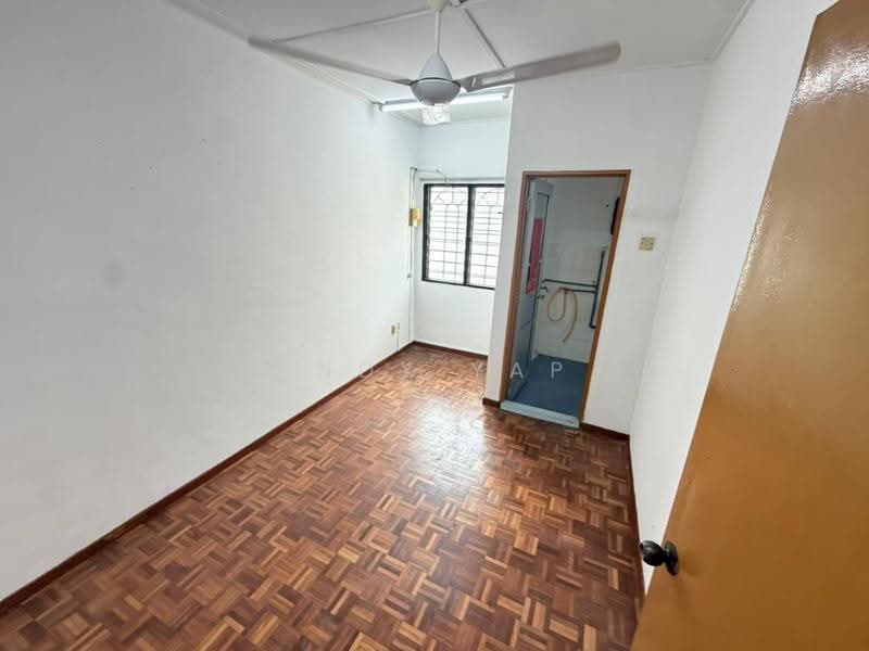 Terraced House for Sale in Bandar Country Homes (Rawang) - Andy Yap - Interior - PropertyGuru.com.my