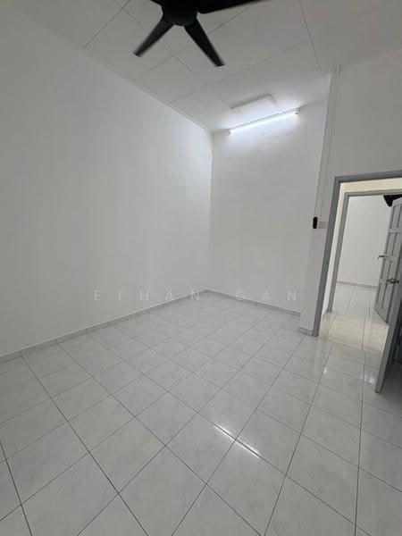 1-storey Terraced House for Sale in Taman Puteri Wangsa (Ulu Tiram) - Ethan Gan - Interior - PropertyGuru.com.my