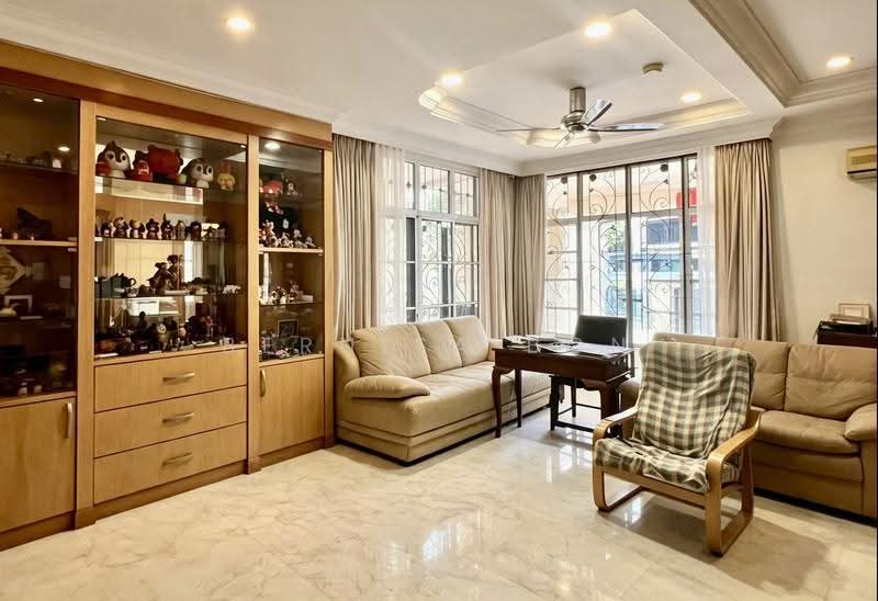 Bungalow House for Sale in SS 3, Taman Universiti (Petaling Jaya) - Bernisa Bon - Living Room - PropertyGuru.com.my