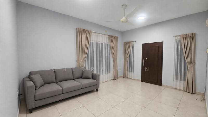 2-storey Terraced House for Rent in Setia Alam (Selangor) - Cherry Chin - Living Room - PropertyGuru.com.my