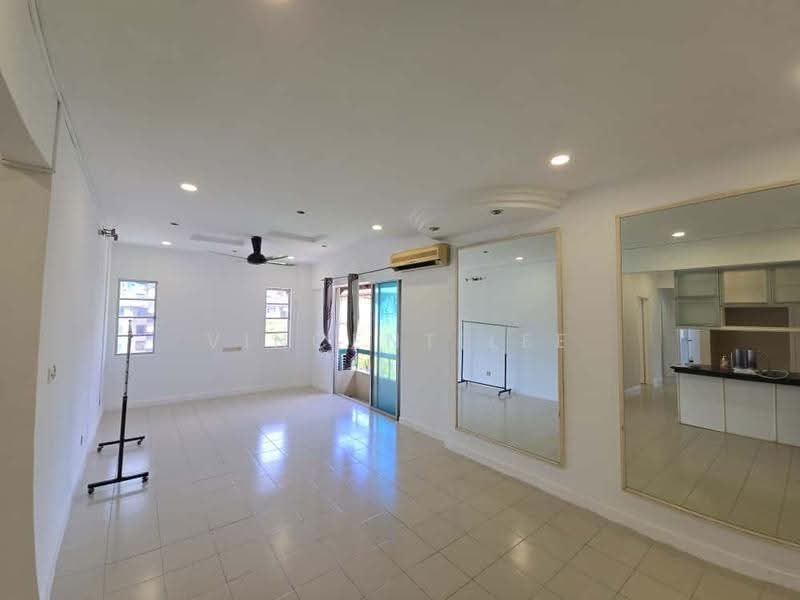 Kondominium untuk Disewa di Vista Tasik - Vincent Lee - Living Room - PropertyGuru.com.my