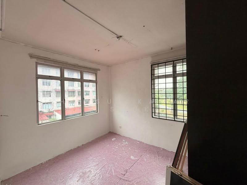 Apartment for Rent at Siantan Apartment - Shamsul Kamar Abd Shukor - Interior - PropertyGuru.com.my