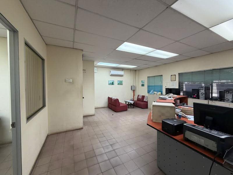 Detached Factory for Rent in Kawasan Perindustrian Tebrau 1 (Tebrau) - Yip . - Interior - PropertyGuru.com.my