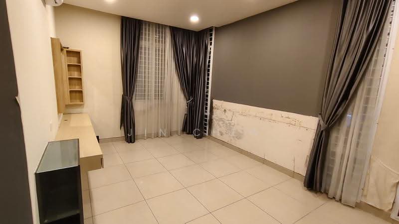 Bungalow House for Rent in Taman Suria (Johor Bahru) - Jin Chew - Living Room - PropertyGuru.com.my