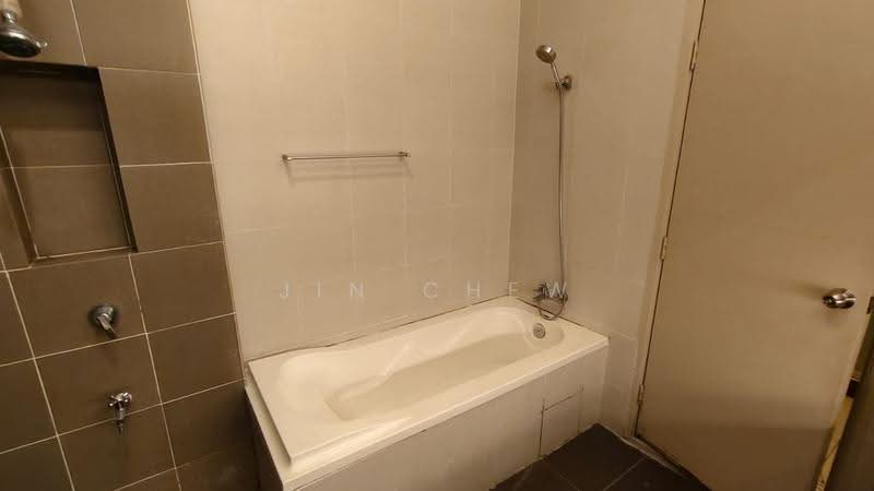 Bungalow House for Rent in Taman Suria (Johor Bahru) - Jin Chew - Bathroom - PropertyGuru.com.my