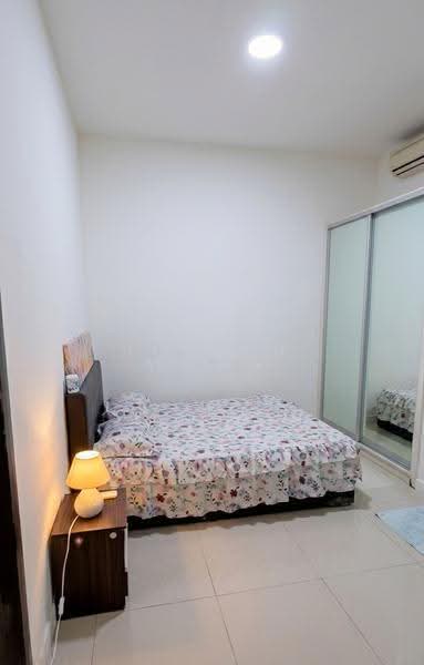 Kediaman Servis untuk Dijual di The Elements - Joseph Wong - Bedroom - PropertyGuru.com.my