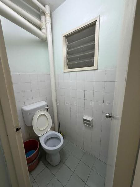 Flat for Rent at Desa Satu - Lee Soo Bee - Bathroom - PropertyGuru.com.my