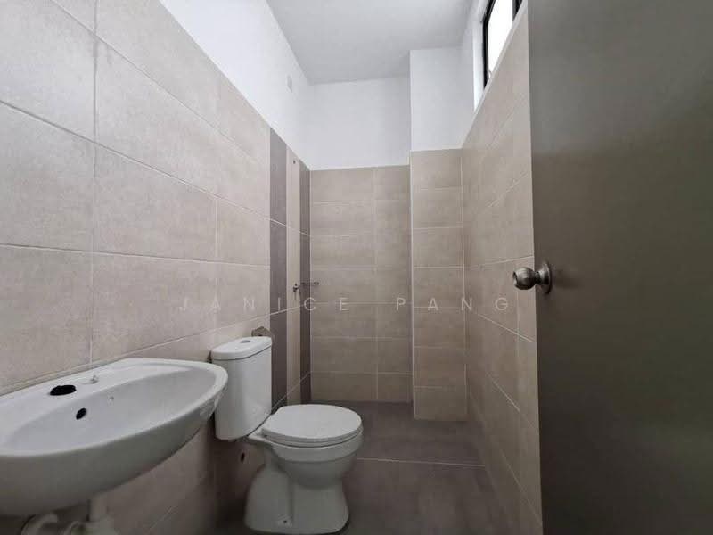 Rumah Kluster untuk Dijual di Skudai (Johor) - Janice Pang - Bathroom - PropertyGuru.com.my