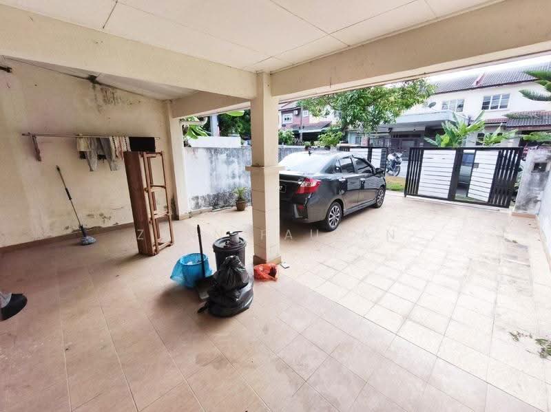 2-storey Terraced House for Sale in Bukit Beruntung (Selangor) - Zann Fauzan - Exterior - PropertyGuru.com.my