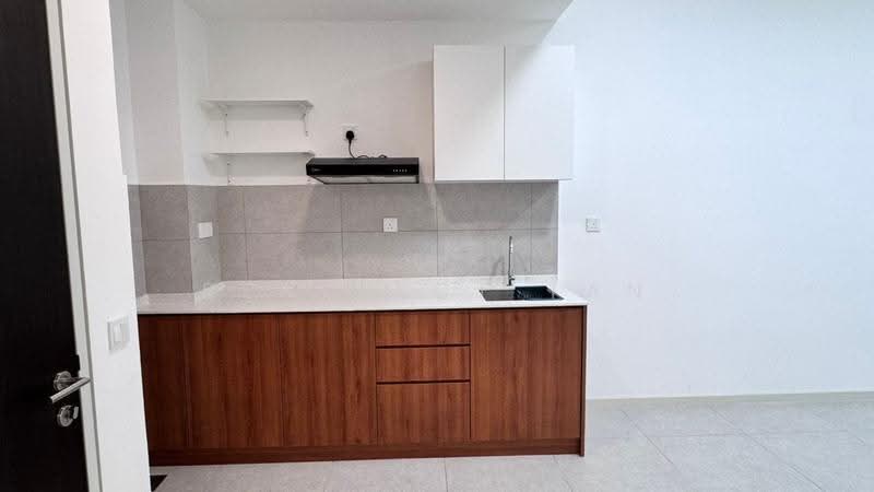 Kediaman Servis untuk Disewa di Teja @ Subang Jaya City Centre (SJCC) - Benedict Tan - Kitchen - PropertyGuru.com.my