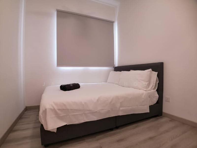 Kediaman Servis untuk Dijual di Southkey Mosaic - Jameson Choo - Bedroom - PropertyGuru.com.my