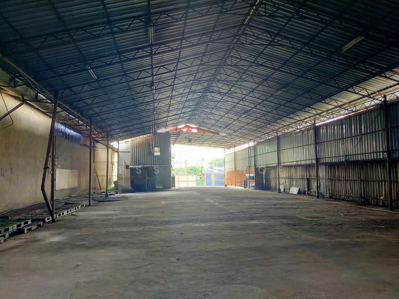 Warehouse for Rent in Seksyen 33 (Shah Alam) - Jessica Hoe - Interior - PropertyGuru.com.my