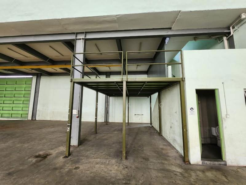 Warehouse for Rent in Seksyen 33 (Shah Alam) - Jessica Hoe - Interior - PropertyGuru.com.my