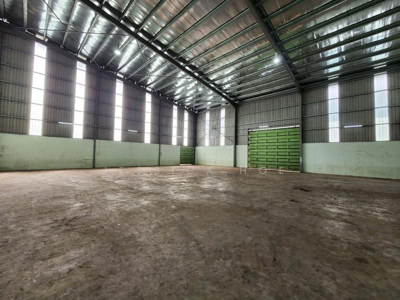 Warehouse for Rent in Seksyen 33 (Shah Alam) - Jessica Hoe - Interior - PropertyGuru.com.my