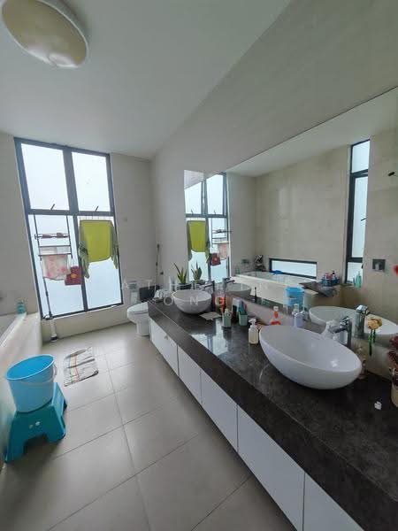 Bungalow House for Sale in Masai (Johor) - Catherine Ong - Bathroom - PropertyGuru.com.my