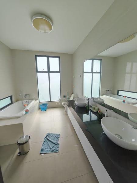 Bungalow House for Sale in Masai (Johor) - Catherine Ong - Bathroom - PropertyGuru.com.my