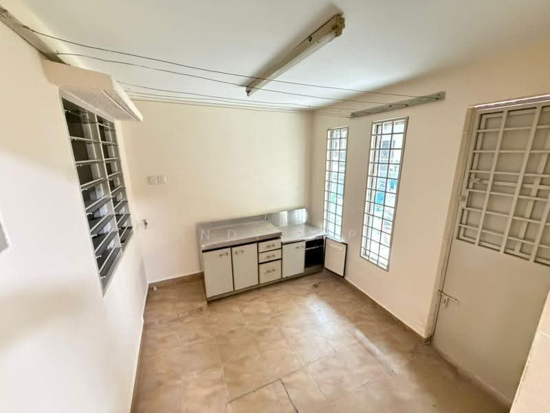 Terraced House for Sale in Rawang (Selangor) - Andy Yap - Kitchen - PropertyGuru.com.my