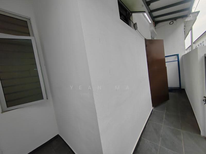 Terraced House for Rent in Taman Kundang Jaya (Rawang) - Yean Ma - Exterior - PropertyGuru.com.my
