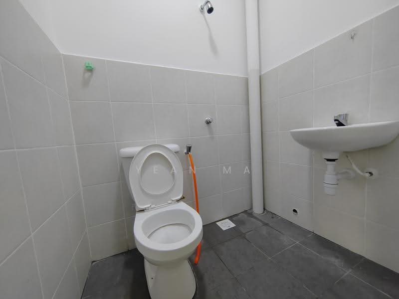 Terraced House for Rent in Taman Kundang Jaya (Rawang) - Yean Ma - Bathroom - PropertyGuru.com.my