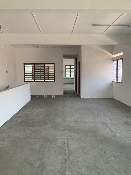 Shop / Office untuk Dijual di Changkat Jong (Perak) - Fennie Tee - Interior - PropertyGuru.com.my