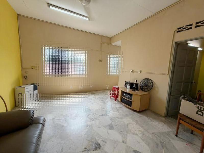 Rumah Teres 1.5-Tingkat untuk Dijual di Kepong Baru (Kepong) - Amy Yap - Living Room - PropertyGuru.com.my
