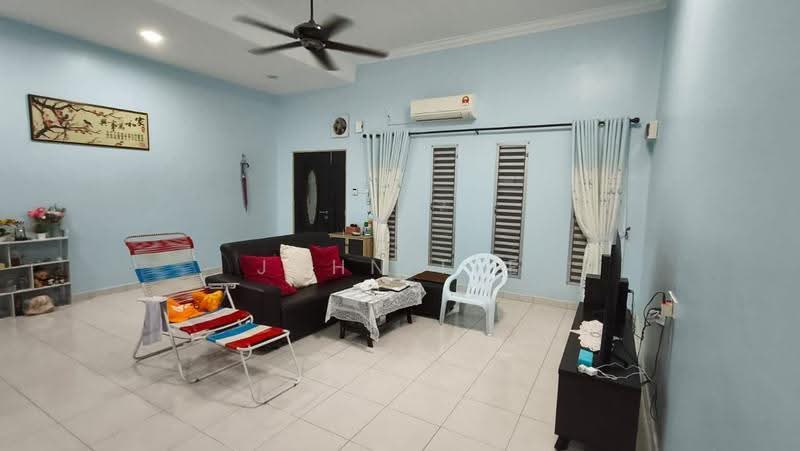 2-storey Terraced House for Rent in Sitiawan (Perak) - John Tee - Living Room - PropertyGuru.com.my