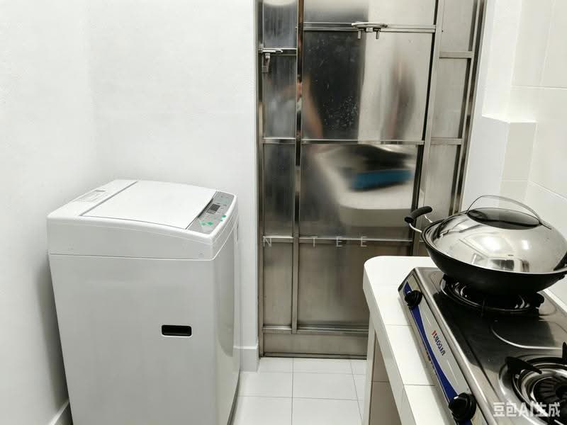2-storey Terraced House for Rent in Sitiawan (Perak) - John Tee - Kitchen - PropertyGuru.com.my
