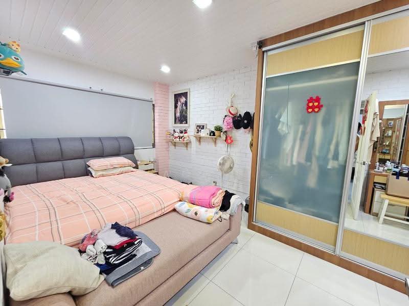 Bungalow House untuk Dijual di Country Heights (Kajang) - ChaoLim . - Bedroom - PropertyGuru.com.my