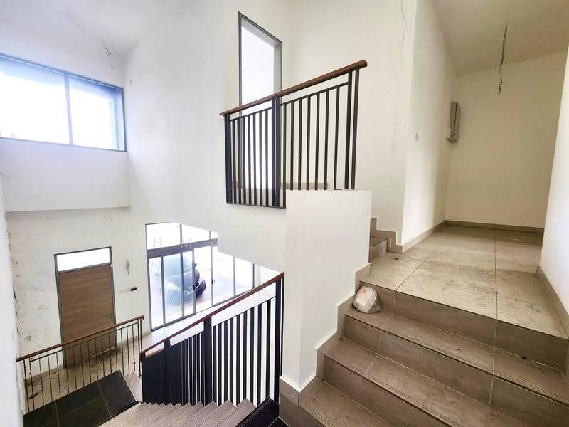 Semi-Detached House for Sale in TAMAN PUCHONG UTAMA (Puchong) - Ahmad Muslim - Interior - PropertyGuru.com.my