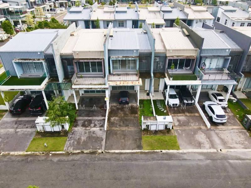 Semi-Detached House for Sale in TAMAN PUCHONG UTAMA (Puchong) - Ahmad Muslim - PropertyGuru.com.my