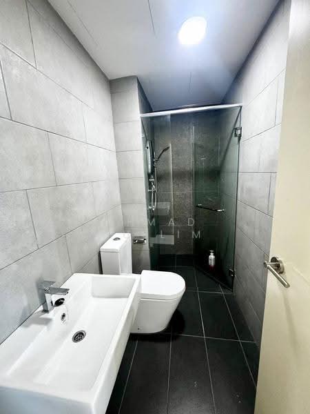 Townhouse for Sale in Seri Kembangan (Selangor) - Ahmad Muslim - Bathroom - PropertyGuru.com.my